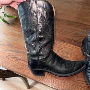 Black Lucches cowgirl boots. Size 8. Great condition.